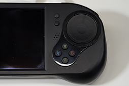 画像ギャラリー No.015のサムネイル画像 / ［TGS 2018］SteamのAAAタイトルが動くポータブルゲームPC「SMACH Z」は想像の斜め上をいくマシンだった