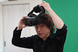 画像ギャラリー No.007のサムネイル画像 / 西川善司の3DGE：5K解像度の業務用VR HMD「VIVE Focus 3」体験レポート。VRコントローラのトラッキング精度に驚く