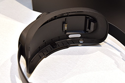 画像ギャラリー No.015のサムネイル画像 / 西川善司の3DGE：5K解像度の業務用VR HMD「VIVE Focus 3」体験レポート。VRコントローラのトラッキング精度に驚く