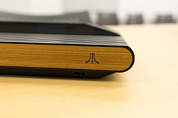 画像ギャラリー No.005のサムネイル画像 / レトロンバーガー Order 53：Atariの新ハード「Atari VCS」に，「見た目はデスメタル系だけどJ-POPをカバーしてるバンドみたい」とか言う編