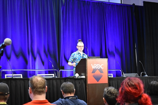 画像ギャラリー No.002のサムネイル画像 / ［GDC 2019］「Vacation Simulator」は，VR世界で“自分自身の物語”が楽しめる。デザイナーのChris Wade氏が最新作を語る