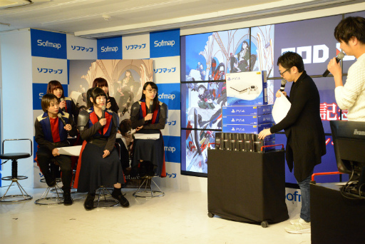 画像ギャラリー No.010のサムネイル画像 / 「GOD EATER 3」発売記念イベントレポート。OPテーマ「stereo future」を歌うBiSHが登場し,開発陣とトークを展開した