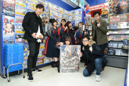 画像ギャラリー No.028のサムネイル画像 / 「GOD EATER 3」発売記念イベントレポート。OPテーマ「stereo future」を歌うBiSHが登場し,開発陣とトークを展開した