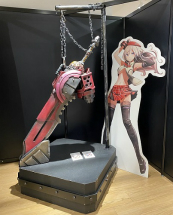 画像ギャラリー No.009のサムネイル画像 / 「GOD EATER展 10TH ANNIVERSARY」がマルイシティ横浜で開催中。キャラデザインを手がける板倉耕一氏と小林くるみ氏のコメントも掲載
