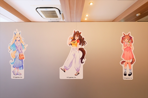 画像ギャラリー No.046のサムネイル画像 / 「ウマ娘 プリティーダービー」と「ケンタッキーフライドチキン」がコラボレーション。コラボ限定セットの販売やゲーム内イベントがスタート