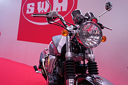画像ギャラリー No.012のサムネイル画像 / バイクの祭典・TMCS2018に出展されていた「Monster Energy Supercross」＆「TT ISLE OF MAN」を紹介。バイクの写真も