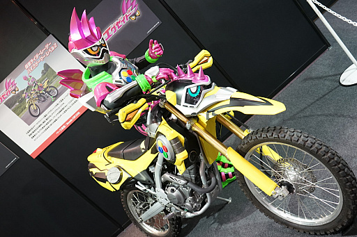 画像ギャラリー No.020のサムネイル画像 / バイクの祭典・TMCS2018に出展されていた「Monster Energy Supercross」＆「TT ISLE OF MAN」を紹介。バイクの写真も