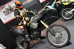 画像ギャラリー No.021のサムネイル画像 / バイクの祭典・TMCS2018に出展されていた「Monster Energy Supercross」＆「TT ISLE OF MAN」を紹介。バイクの写真も