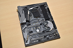 画像ギャラリー No.005のサムネイル画像 / Z390搭載マザーボードがASRockとASUS,GIGABYTE,MSIから登場。ゲーマー向けモデル総まとめ