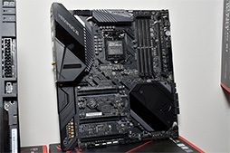 画像ギャラリー No.016のサムネイル画像 / Z390搭載マザーボードがASRockとASUS,GIGABYTE,MSIから登場。ゲーマー向けモデル総まとめ