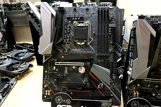 画像ギャラリー No.002のサムネイル画像 / ASRock,エントリー市場向けチップセット「Intel B365」搭載のゲーマー向けマザーボードを初公開