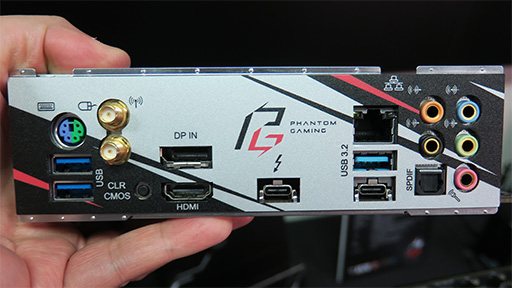 画像ギャラリー No.005のサムネイル画像 / 今年のASRockはThunderbolt 3推し？ Thunderbolt 3対応のX570マザーボードやRX 570搭載の外付けグラフィックスカードを披露