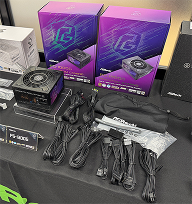 画像ギャラリー No.010のサムネイル画像 / ASRockらしいこだわりを盛り込んだ電源ユニットが国内初披露。一部の製品は12月13日に販売開始