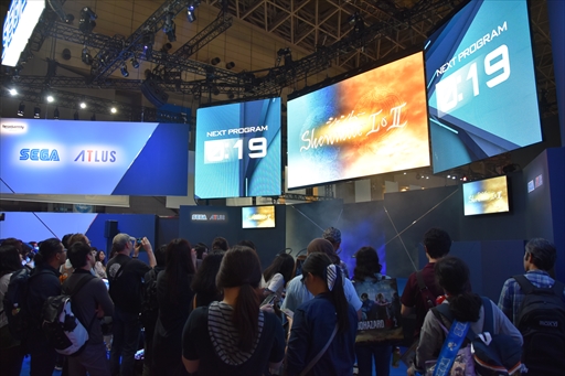 画像ギャラリー No.002のサムネイル画像 / ［TGS 2018］業界関係者が溢れるシェンムー愛を披露。シェンムーリスペクトチャンピオンが決定した「シェンムーI＆II」ステージをレポート