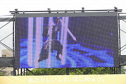 画像ギャラリー No.009のサムネイル画像 / 新作スマホアプリ「ファイブキングダム」が沖縄国際映画祭に登場。とろサーモン，和牛，平成ノブシコブシが登壇したステージイベントをレポート