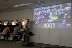 画像ギャラリー No.006のサムネイル画像 / 「クイズマジックアカデミー マキシブコード」の公式大会「サツキ杯」をレポート。会場の模様を合同インタビューの内容と共にお届け