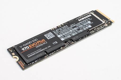 画像ギャラリー No.002のサムネイル画像 / Samsung「SSD 970 EVO Plus」レビュー。書き込み性能を高めたミドルクラス市場向けSSDの新モデルはかなり「強い」選択肢だ