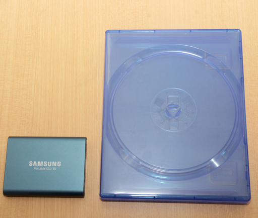 画像ギャラリー No.002のサムネイル画像 / 【PR】新色も登場! 国内シェア1位のSamsung「Portable SSD T5」をつないでPS4の容量不足を解決しよう