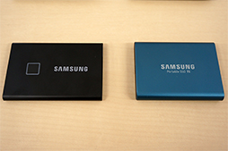 画像ギャラリー No.002のサムネイル画像 / NVMe/PCIe内部接続のSamsung製外付けSSD「Portable SSD T7 Touch」が2月下旬に国内発売に。指紋認証センサーも搭載