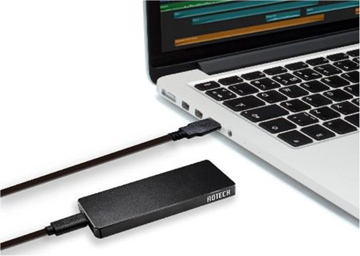 画像ギャラリー No.002のサムネイル画像 / SamsungのM.2 SSD「SSD 970 EVO Plus」にUSB接続型ケース付属モデルが登場