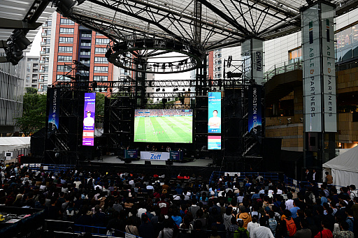 画像ギャラリー No.002のサムネイル画像 / 「ウイニングイレブン 2019」，e-Sports イノフェスCUP 決勝戦の模様をお届け。優勝したウイイレのプロ“Mayageka選手”にも話を聞いた