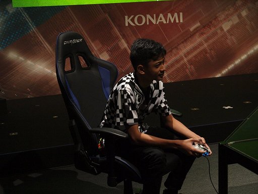 画像ギャラリー No.006のサムネイル画像 / 個人戦,チーム戦共にインドネシアが制した「PES LEAGUE 2019 ASIA REGIONAL FINALS」をレポート