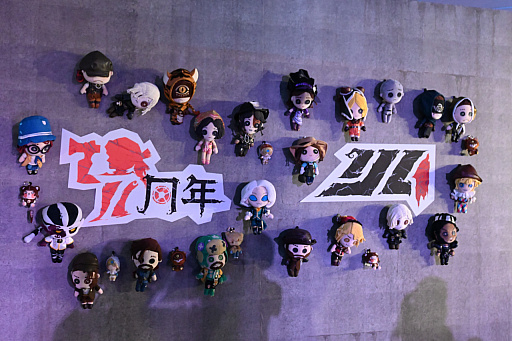 画像ギャラリー No.006のサムネイル画像 / 「IdentityV 第五人格」7周年記念オフラインイベントをレポート。展示や物販，ステージイベントのほか，大会「2025年夏季IJL」の決勝戦も