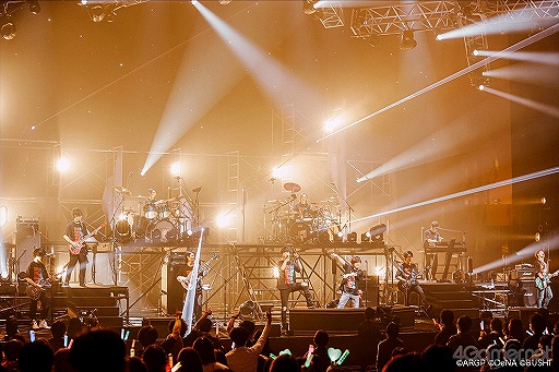 画像ギャラリー No.016のサムネイル画像 / 「アルゴナビス」3rd LIVE“CROSSING”ライブレポート。キャラクターやバンド,観客たちが“クロッシング”した,幸せに満ちた空間