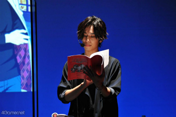 画像ギャラリー No.026のサムネイル画像 / “じゃいろあくしあ”が仮装やトーク，朗読劇に大奮闘！　「ナビハロ！ -GYROAXIA Halloween Party-」の模様をフォトレポートでお届け