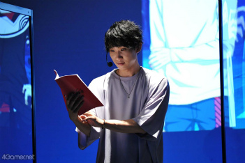 画像ギャラリー No.030のサムネイル画像 / “じゃいろあくしあ”が仮装やトーク，朗読劇に大奮闘！　「ナビハロ！ -GYROAXIA Halloween Party-」の模様をフォトレポートでお届け