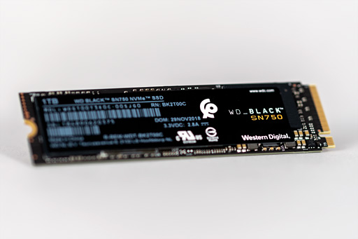 画像ギャラリー No.002のサムネイル画像 / 「WD Black SN750 NVMe SSD」レビュー。書き込み性能を強化した「ゲームモード付きSSD」の実力は