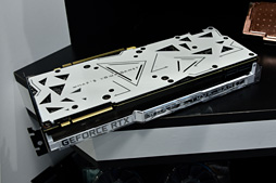 画像ギャラリー No.012のサムネイル画像 / ［TGS 2018］大型クーラーは「取り外す前提」!? GALAX，11月に発売予定の超絶OC向けRTX 2080 Tiカードを公開