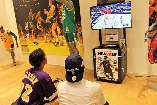 画像ギャラリー No.006のサムネイル画像 / 「NBA 2K19」にも登場するスポーツファッションブランド「Mitchell & Ness」が日本上陸