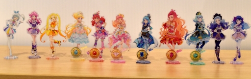 画像ギャラリー No.002のサムネイル画像 / 「アイカツフレンズ！」でトップアイドルを目指す！　新しく始める人に向けてゲームの遊び方や関連ショップを紹介します