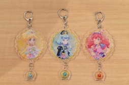 画像ギャラリー No.005のサムネイル画像 / 「アイカツフレンズ！」でトップアイドルを目指す！　新しく始める人に向けてゲームの遊び方や関連ショップを紹介します