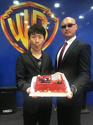 画像ギャラリー No.010のサムネイル画像 / 「ヒットマン2」実写Web動画2本が公開。マフィア梶田氏が出演，ゲストでBAN BAN BAN・山本正剛さん，杉田智和さんも登場
