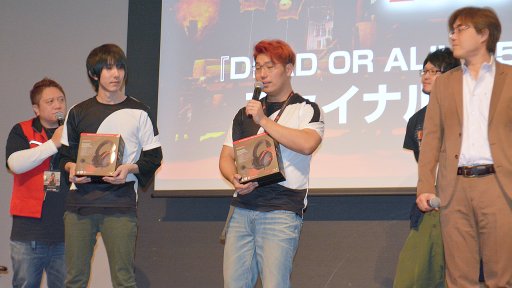 画像ギャラリー No.038のサムネイル画像 / 「DOA6」の新キャラ3名や,「DOAX3 Scarlet」が発表されたファン感謝イベント「DEAD OR ALIVE FESTIVAL 2018」レポート。トーナメントやコスプレ大会も