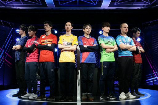 画像ギャラリー No.004のサムネイル画像 / 「FIFA19」第2回eJ.LEAGUEが開催。参加プレイヤー355名の頂点は名古屋グランパスのミノ選手