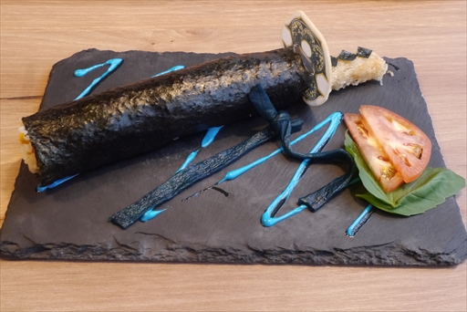 画像ギャラリー No.020のサムネイル画像 / カプコンカフェ「DMC5」コラボは7月22日にスタート。スシロールの閻魔刀やダンテの好物ピザなどが振る舞われた試食会レポートをお届け
