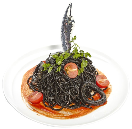 画像ギャラリー No.021のサムネイル画像 / カプコンカフェ「DMC5」コラボは7月22日にスタート。スシロールの閻魔刀やダンテの好物ピザなどが振る舞われた試食会レポートをお届け