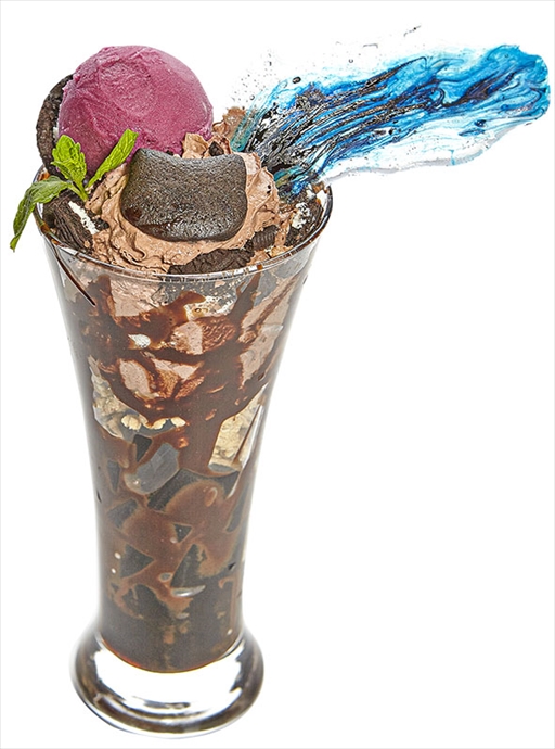 画像ギャラリー No.023のサムネイル画像 / カプコンカフェ「DMC5」コラボは7月22日にスタート。スシロールの閻魔刀やダンテの好物ピザなどが振る舞われた試食会レポートをお届け