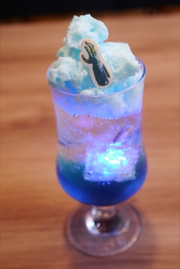 画像ギャラリー No.025のサムネイル画像 / カプコンカフェ「DMC5」コラボは7月22日にスタート。スシロールの閻魔刀やダンテの好物ピザなどが振る舞われた試食会レポートをお届け