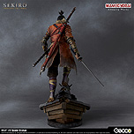 画像ギャラリー No.013のサムネイル画像 / 「SEKIRO」主人公・狼の1/6スケール スタチューが登場。体のラインや忍義手，そして台座まで，ディテールにこだわった造形に