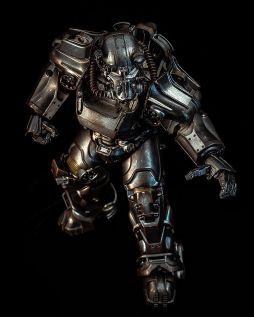 画像ギャラリー No.005のサムネイル画像 / 「Fallout」シリーズのパワーアーマー「T-60」,塗装済み可動フィギュアの復刻版を12月に発売。可動ポイントは35か所以上