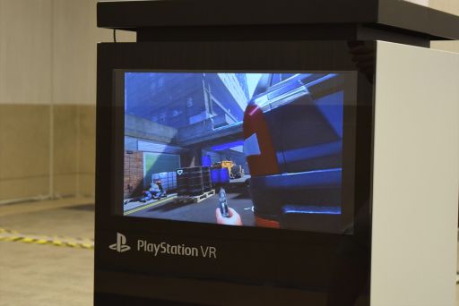 画像ギャラリー No.002のサムネイル画像 / ［TGS 2018］VRシューティングアクション「ライアン・マークス リベンジミッション」プレイレポート。究極の“ごっこ遊び”が体験できる
