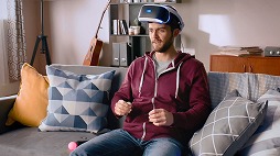 画像ギャラリー No.002のサムネイル画像 / 「ライアン・マークス リベンジミッション」,PS VRを装着したプレイヤーがアクションを楽しむ実写トレイラーが公開