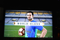画像ギャラリー No.011のサムネイル画像 / アーケード発サッカーカードゲームがリブート。「WCCF FOOTISTA 2019」ロケテストレポート