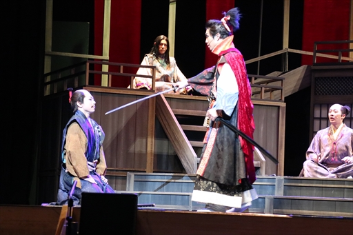 画像ギャラリー No.007のサムネイル画像 / 舞台「信長の野望・大志 夢幻 〜本能寺の変〜」のゲネプロをレポート。史実を知る信長と光秀が本能寺で対面すると……