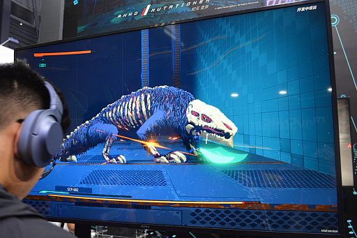 画像ギャラリー No.002のサムネイル画像 / ［CJ2019］横スクロールアクション「ANNO Mutationem」がプレイアブル出展。サイバーパンクな街並みや，セクシーな女主人公をピクセルで見事に表現