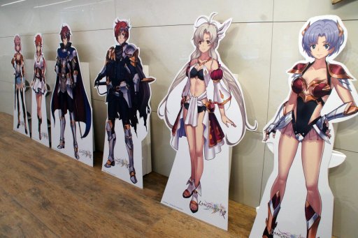 画像ギャラリー No.002のサムネイル画像 / うるし原智志氏も登壇した「ラングリッサー I&II」製作発表会レポート。発売は2019年2月7日,オリジナルイラストDLCの存在も明らかに